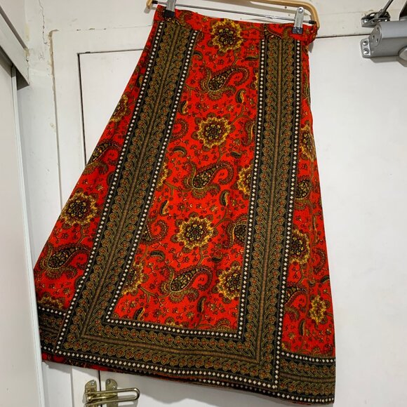 VINTAGE CREEDS WOOL PRINTED SKIRTS SIZE 26 - Picture 5 of 9
